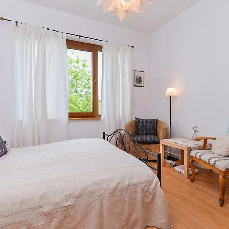 סופיה Shik & Chic One Bedroom Central Apartment Graf Ignatiev X Shishman Corner By Flat Mаnager מראה חיצוני תמונה
